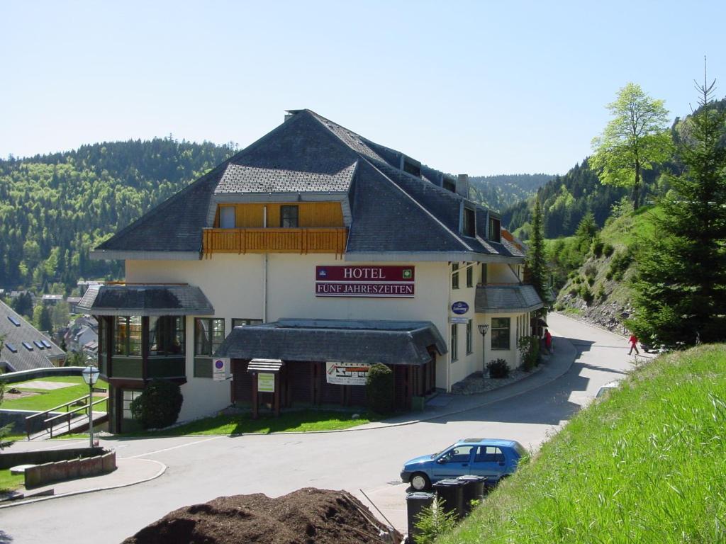 Apart Holidays - Hotel Und Resort Fuenfjahreszeiten Todtmoos Exterior photo